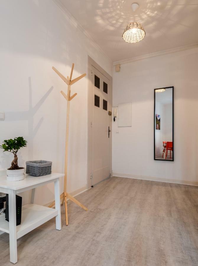 Appartement Coeur De Ville - Wifi - Lave-Seche Linge Pau Luaran gambar